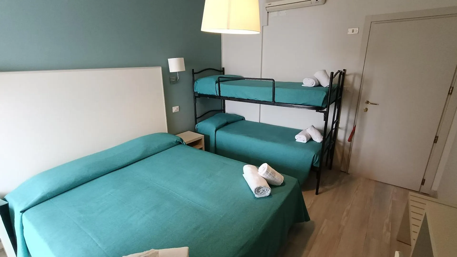 Hotel Chris Bellaria-Igea Marina