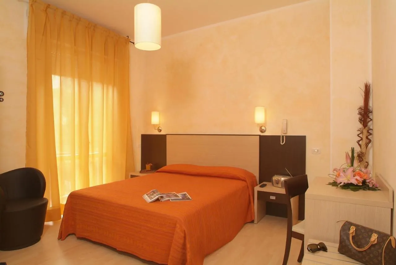 Hotel Chris Bellaria-Igea Marina