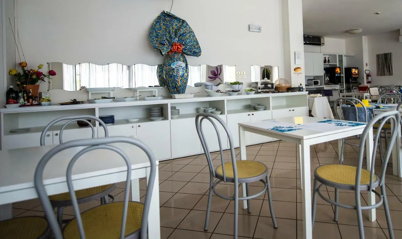 Hotel Chris Bellaria-Igea Marina
