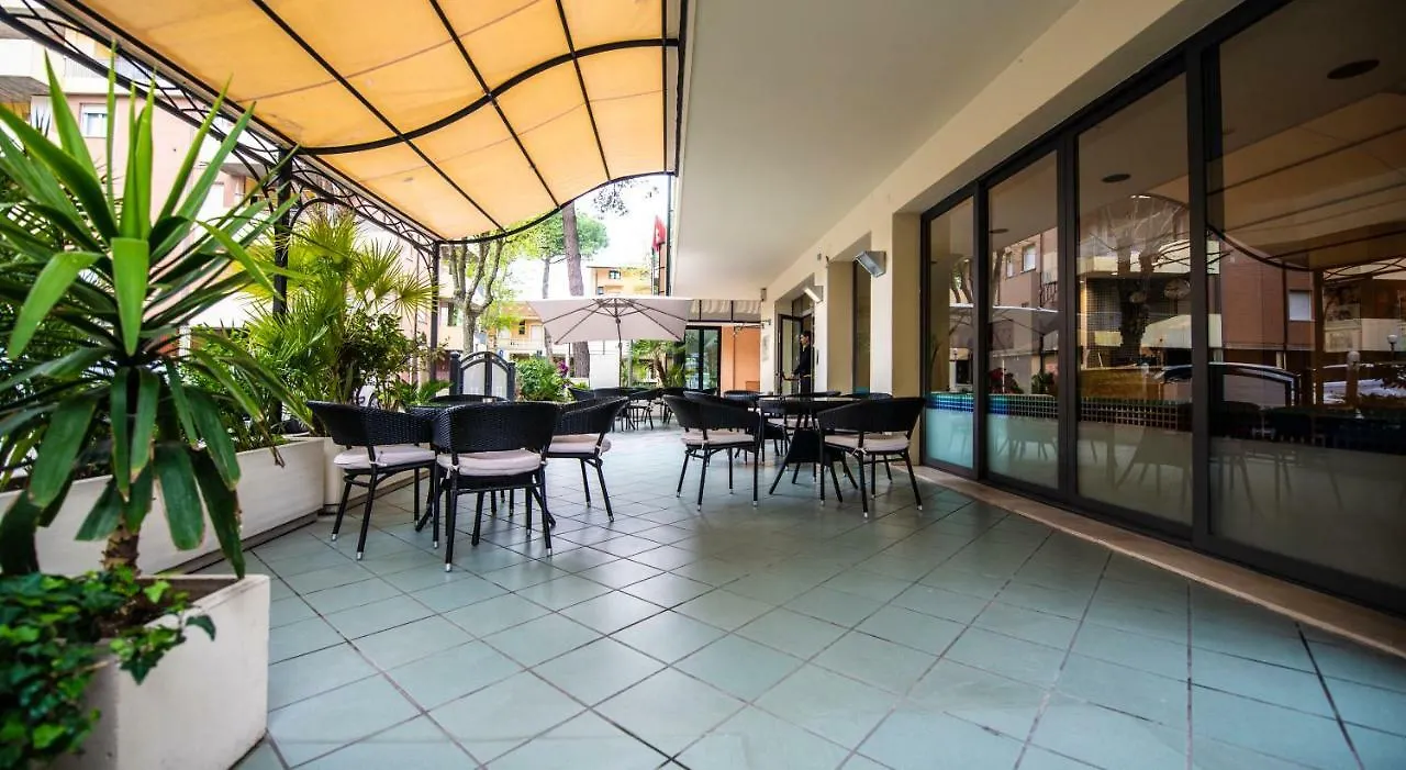 Hotel Chris Bellaria-Igea Marina